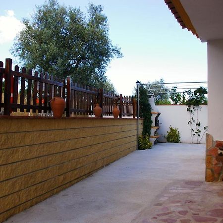 Hostal Y Apartamento Rural Los Naranjos Hotel Melegis Eksteriør billede