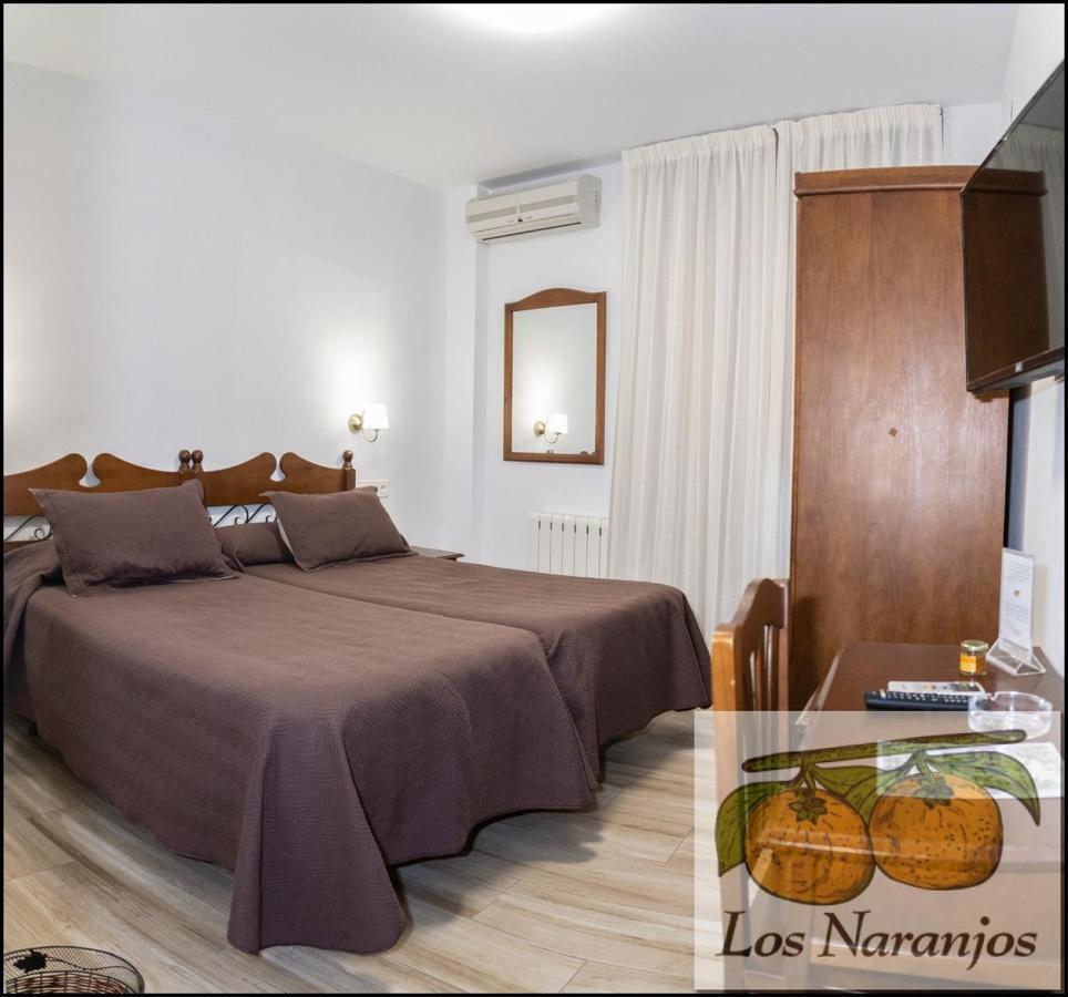 Hostal Y Apartamento Rural Los Naranjos Hotel Melegis Eksteriør billede