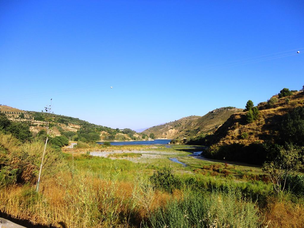 Hostal Y Apartamento Rural Los Naranjos Hotel Melegis Værelse billede